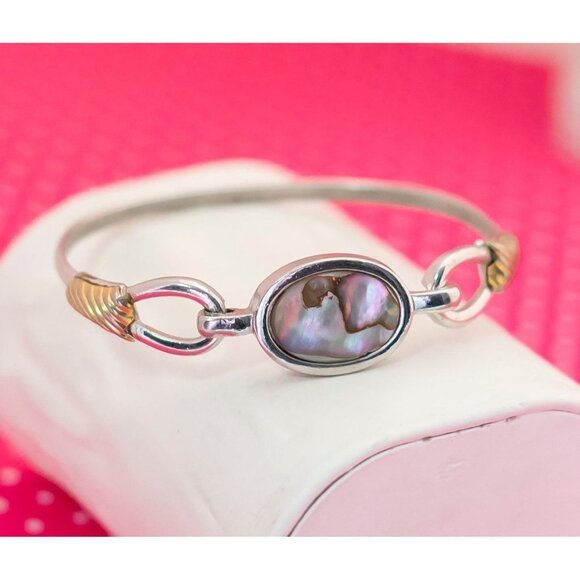 Vintage Mother of Pearl Oval Bangle by Avon 7 1/2 inch - P15 - Picture 1 of 3